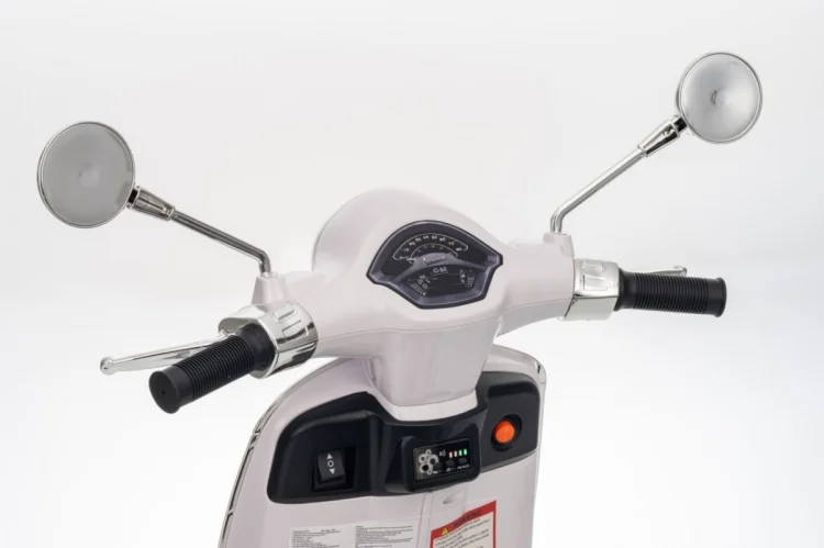 Pojazd Skuter Vespa ROMA Biały