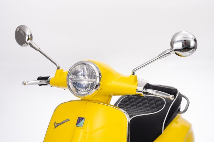 Pojazd Skuter Vespa ROMA Żółty