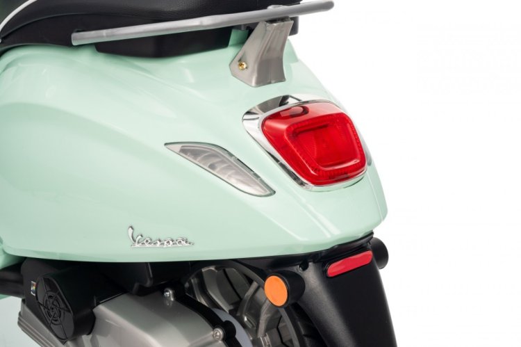 Pojazd Skuter Vespa ROMA Zielony