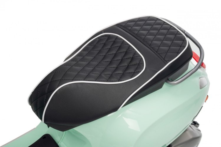 Pojazd Skuter Vespa ROMA Zielony