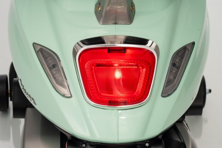 Pojazd Skuter Vespa ROMA Zielony