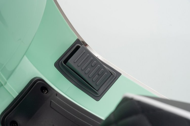 Pojazd Skuter Vespa ROMA Zielony