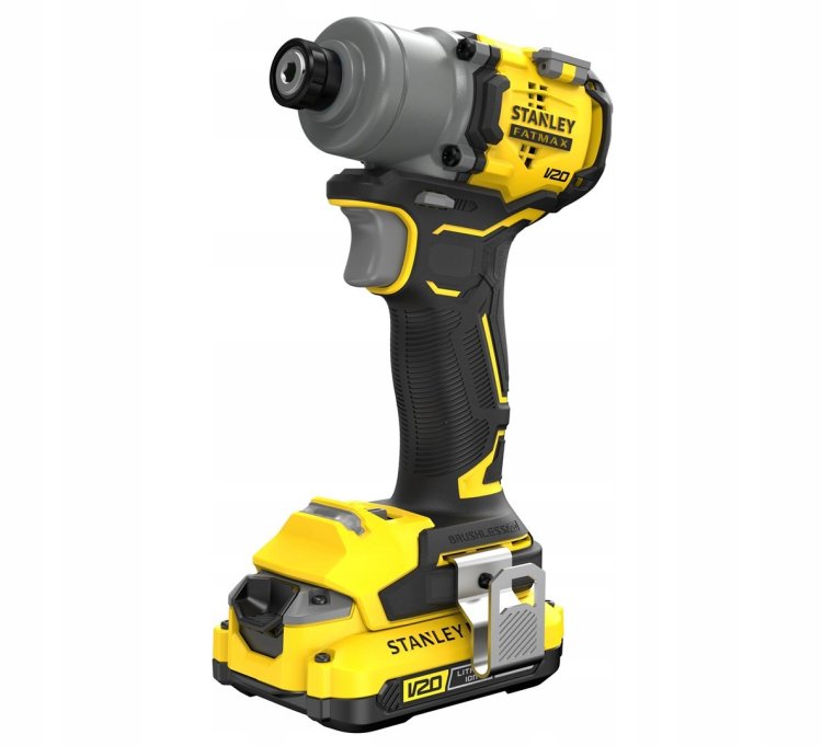 Zakrętarka udarowa 2×2.0Ah SFMCF830D2K STANLEY