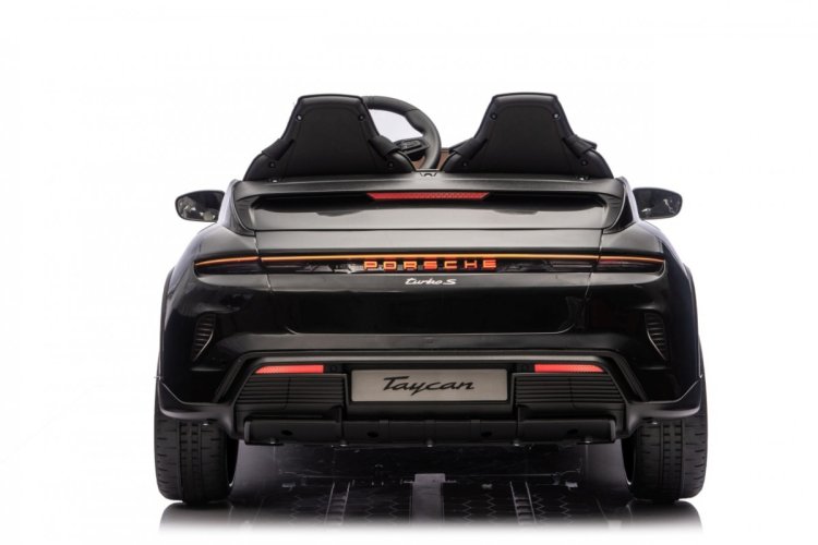 Pojazd Porsche Taycan Turbo S Czarny