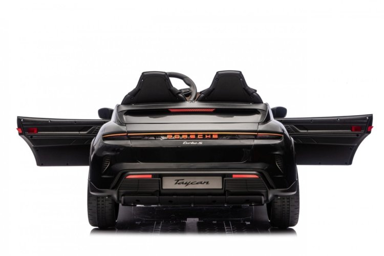 Pojazd Porsche Taycan Turbo S Czarny