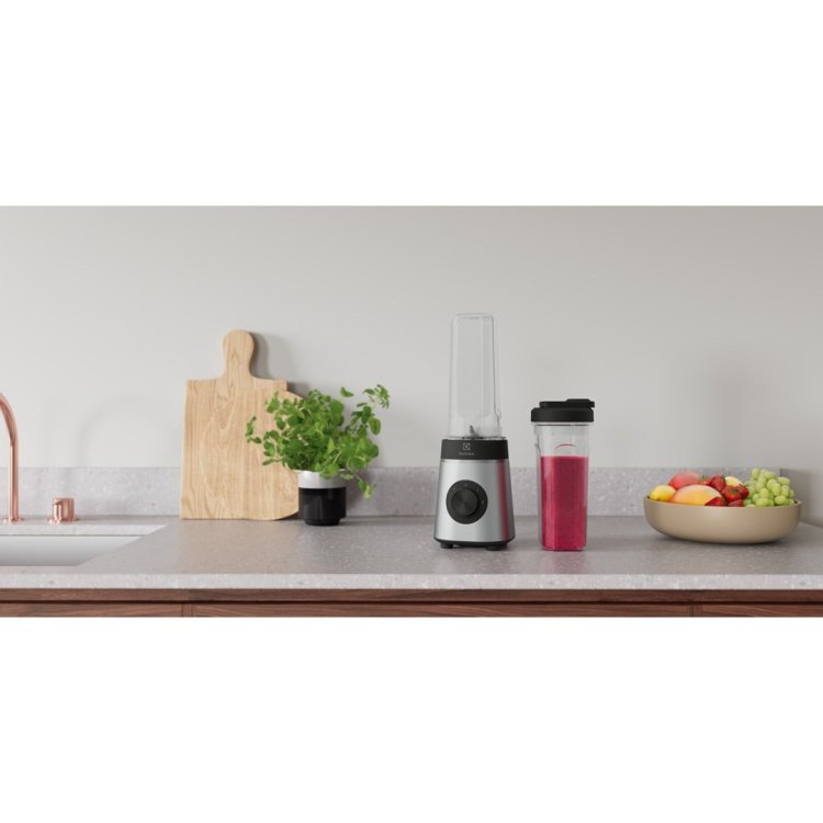 Blender kielichowy ELECTROLUX E4CB1-6ST