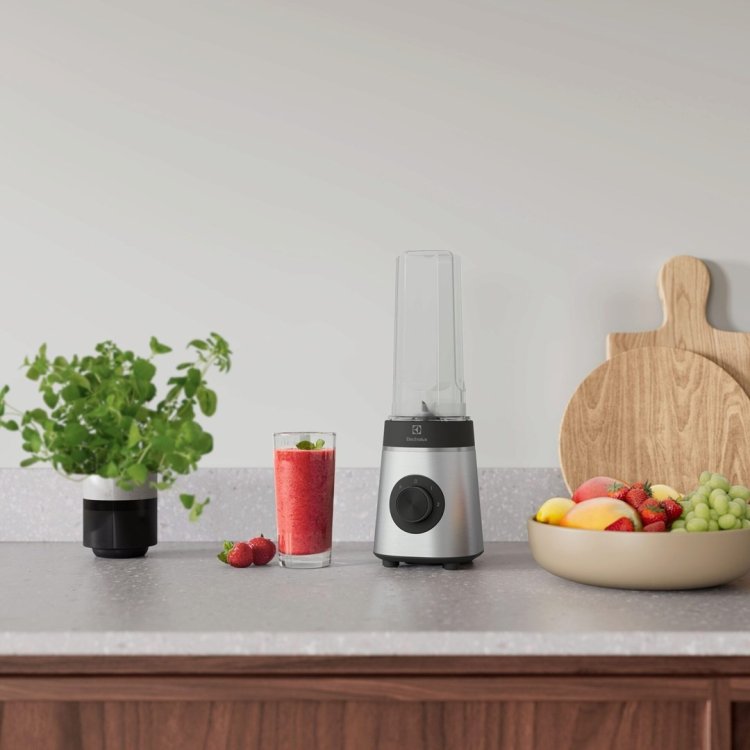 Blender kielichowy ELECTROLUX E4CB1-6ST