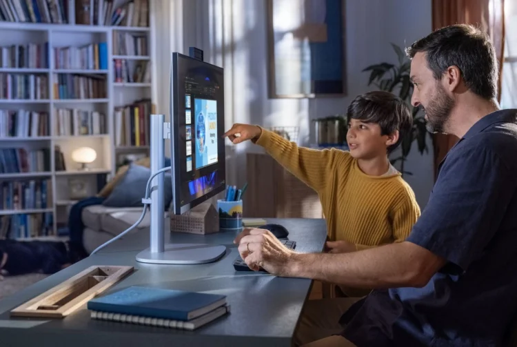 HP EliteStudio 8 AiO G1i Ultra 5 235 23.8"FHD Touch IPS 300nits LBL AG 16GB DDR5 5600 SSD512 Intel Graphics Cam 5MP W11Pro 3Y OnSite