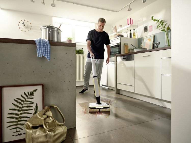 Mop elektryczny KARCHER FC 7 1.055-709.0 - Wersja z podpisem Karcher (WYPRZEDAŻ)