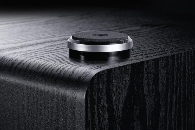 Subwoofer aktywny Magnat Alpha RS12 czarny